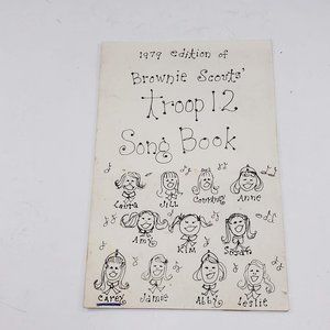 Vintage 1979 Girl Scout Brownie Scouts Song Book